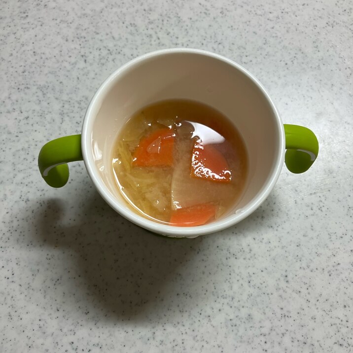 白菜•にんじん•大根のみそ汁